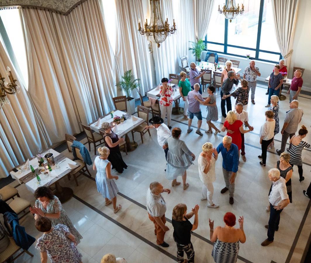 Boutique Odyseja & Spa Ciechocinek Eksteriør bilde The 2012 opening of the renovated hotel