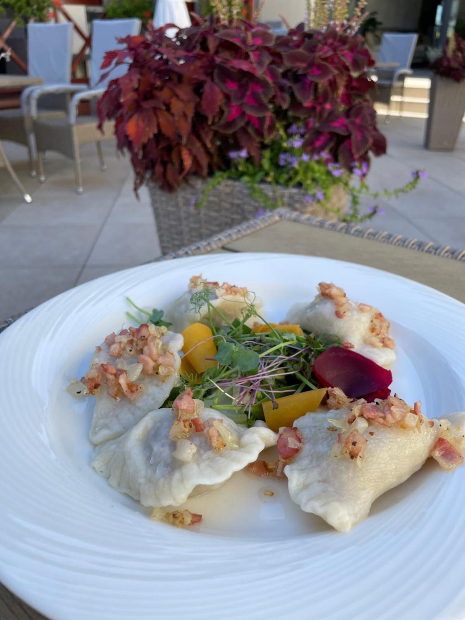 Boutique Odyseja & Spa Ciechocinek Eksteriør bilde A plate of pierogi
