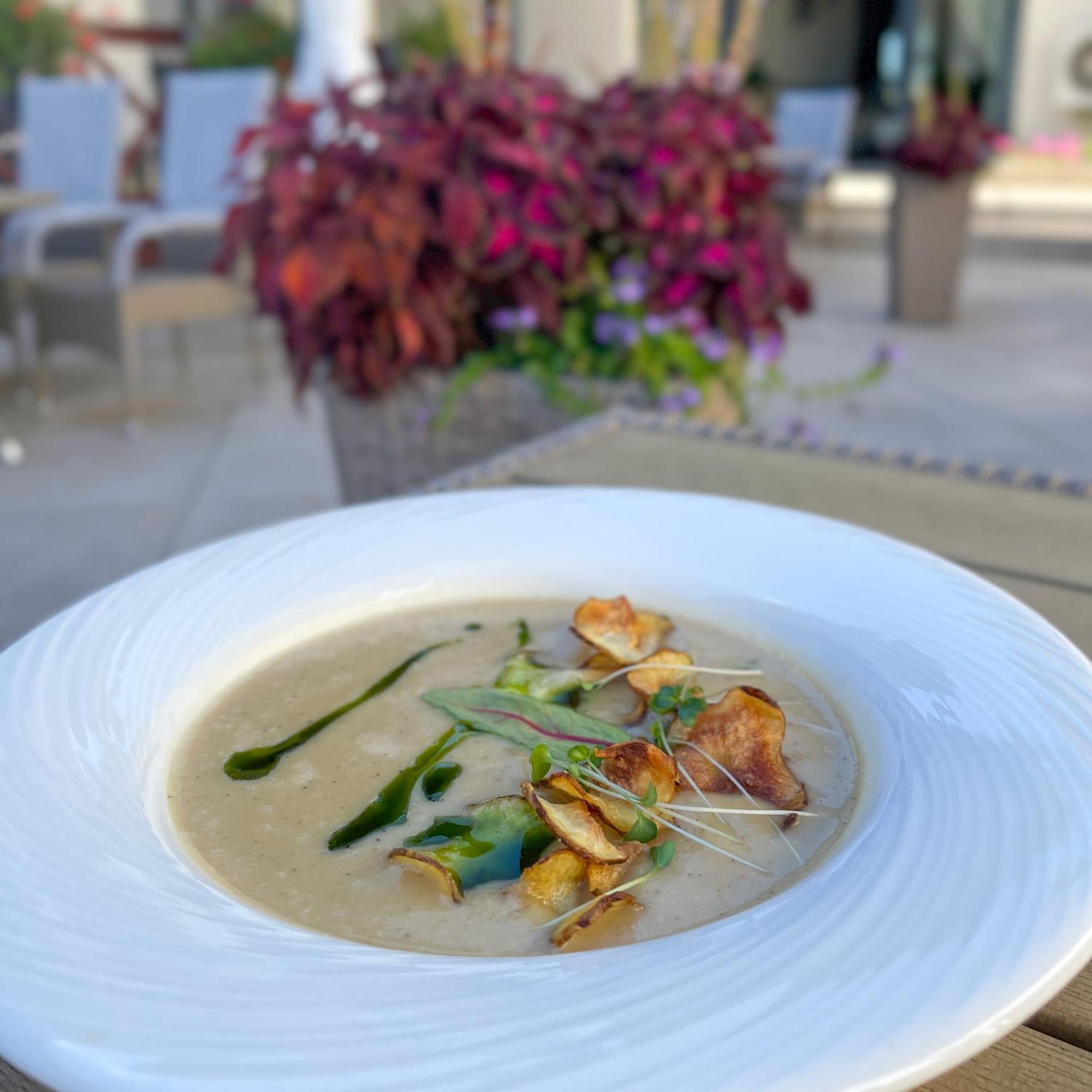 Boutique Odyseja & Spa Ciechocinek Eksteriør bilde A bowl of mushroom soup